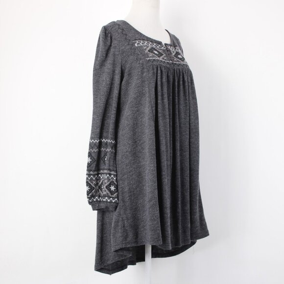 Illa Illa Dress Sz M Gray Embroidery Unlined Hi Lo Acrylic Nylon Bohemian Dress - Picture 6 of 14